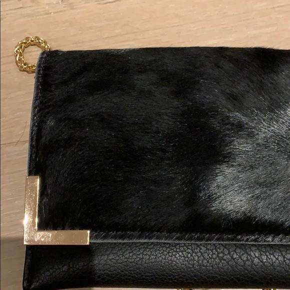 Black faux fur crossbody - Picture 2 of 4
